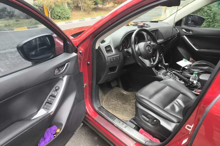 Used Mazda CX-5 2013 2.5L Automatic 4x4 Luxury Version
