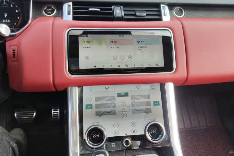 Used Land Rover Range Sport 2021 3.0 L6 YAO Black Edition Audio And AC Panel