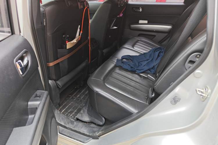 Used Dongfeng Fengdu MX6 2016 2.0L CVT 4x4 Dream Edition