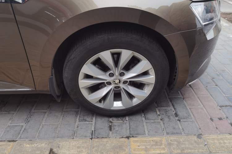 Used Skoda Superb 2018 TSI330 DSG Comfort Edition China V Standard
