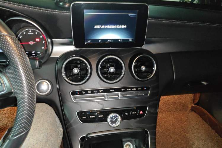 Used Mercedes-Benz C-Class 2015 C 180 L Sport Edition Audio And AC Panel