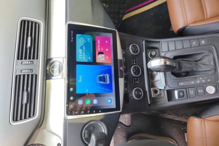 Used Volkswagen FAW-Volkswagen CC 2013 2.0 TSI Luxury Model Audio And AC Panel