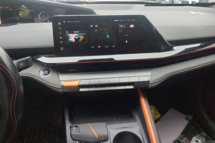 Used CHANGAN UNI-V 2022 1.5T Prestige Version Audio And AC Panel