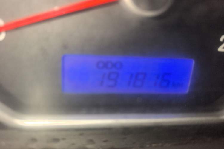 Used Hyundai Celesta 2011 1.6L Manual Comfort Edition
