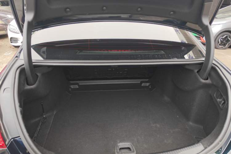 Used Mercedes-Benz C-Class 2025 Facelift C 260 L Sport Edition Trunk