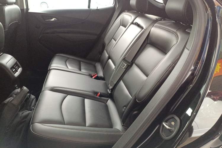 Used Chevrolet Equinox 2021 535T Yujie Edition
