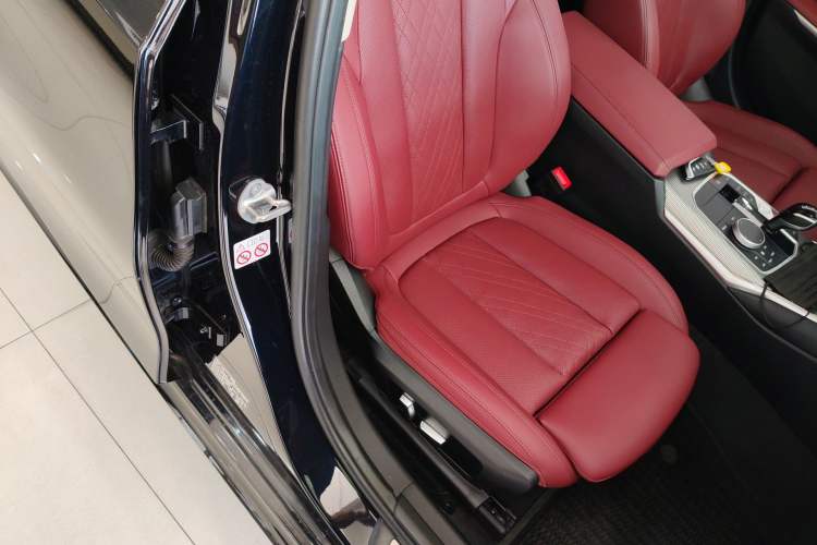 Used BMW 3 Series 2022 Restyled 325Li M Sport Night Edition Package
