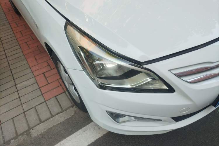 Used Hyundai Verna Ray 2014 1.4L Automatic GLX