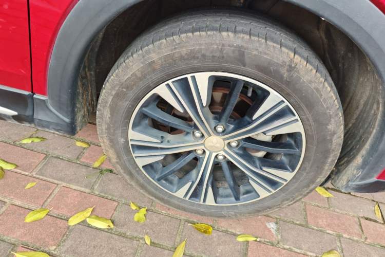 Used Mitsubishi Eclipse Cross 2019 1.5T CVT Two-Wheel Drive Belief Edition China VI Standard Right Front Wheel Hub