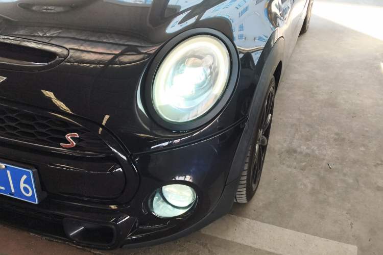 Used MINI 2016 2.0T COOPER S Pioneer Edition Left Front Headlight