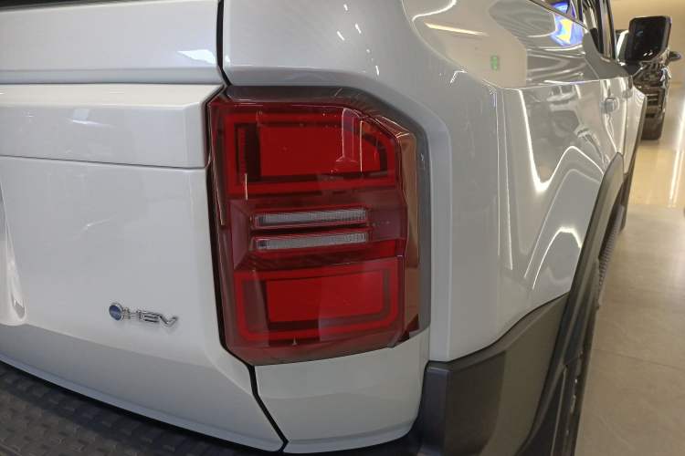 Used Toyota Prado 2024 2.4T All-Terrain TX Version 5 Seats Right Rear Taillight