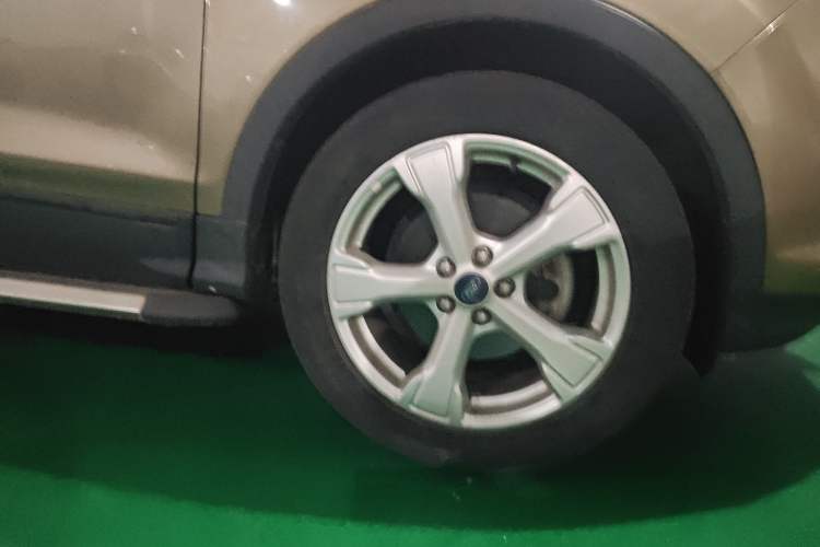 Used Ford Kuga 2017 EcoBoost 180 Two-Wheel-Drive Tiger Leap Model