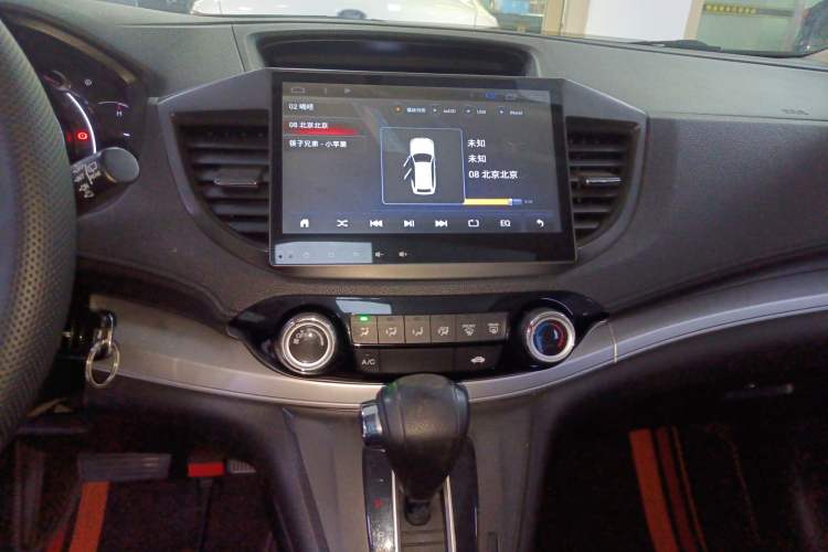 Used Honda CR-V 2016 2.0L two-wheel drive Urban Edition