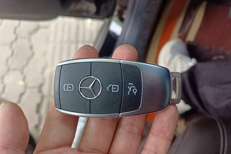 Used Mercedes-Benz GLE 2023 GLE 350 4MATIC Stylish Model Vehicle Key