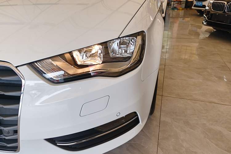 Used Audi A3 2014 Sportback 35 TFSI Automatic Style Edition Left Front Headlight