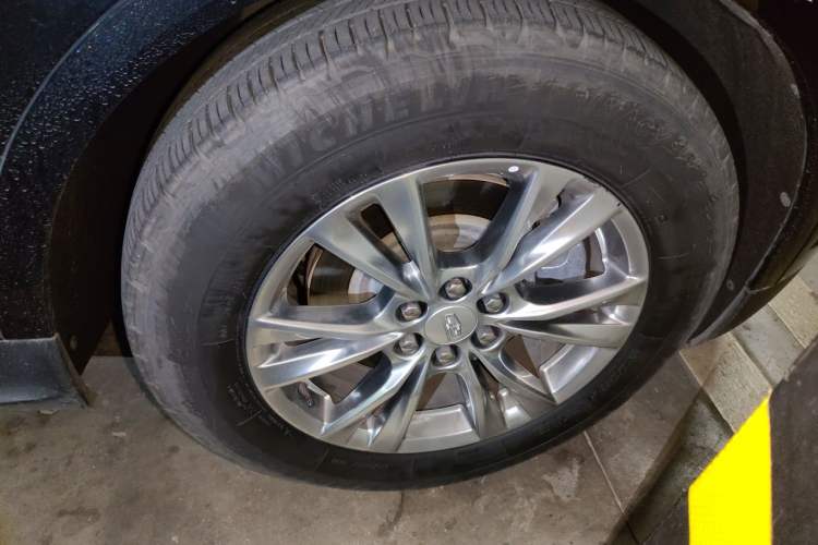 Used Cadillac XT5 2020 28T Luxury Version