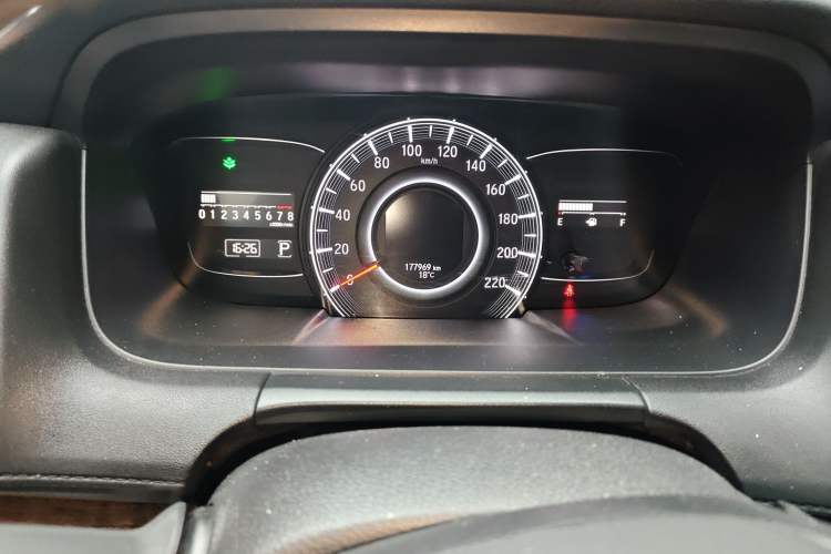 Used Honda Odyssey 2015 2.4L Supreme Edition
