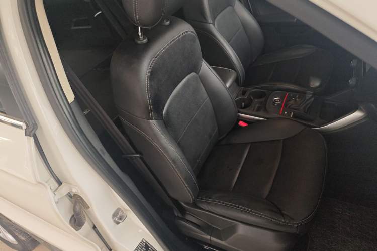 Used Qoros 5 2019 1.6T Automatic Zhiyun Connect (AliOS) Edition Prestige Model
