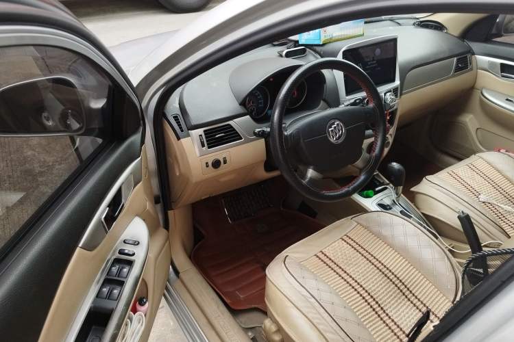 Used Buick Excelle 2013 1.5L Automatic Classic Model