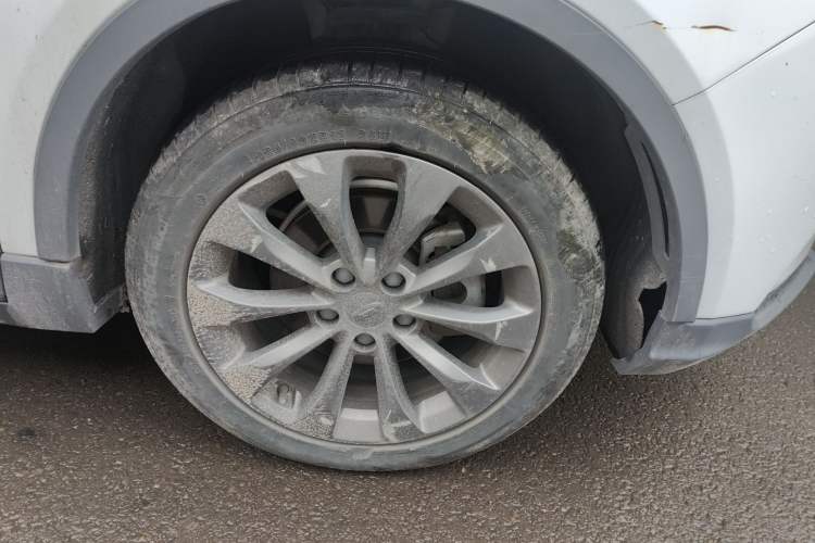 Used Geometry C 2020 Premium Range Version 400 KM C+
