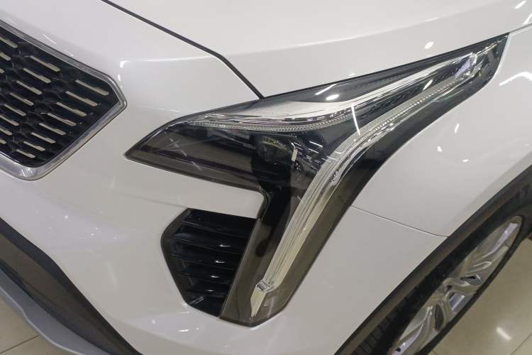 Used Cadillac XT4 2020 28T Two-Wheel-Drive Leading Version