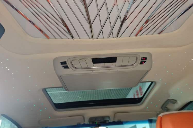 Used Buick GL8 2023 ES Lu Zun Comfort Model