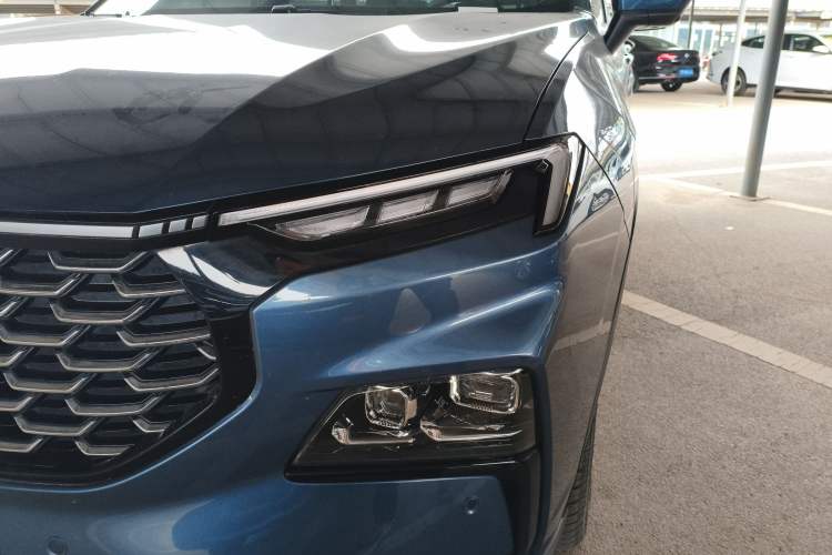 Used Ford Equator Sport 2023 EcoBoost 170 Premier Edition Left Front Headlight