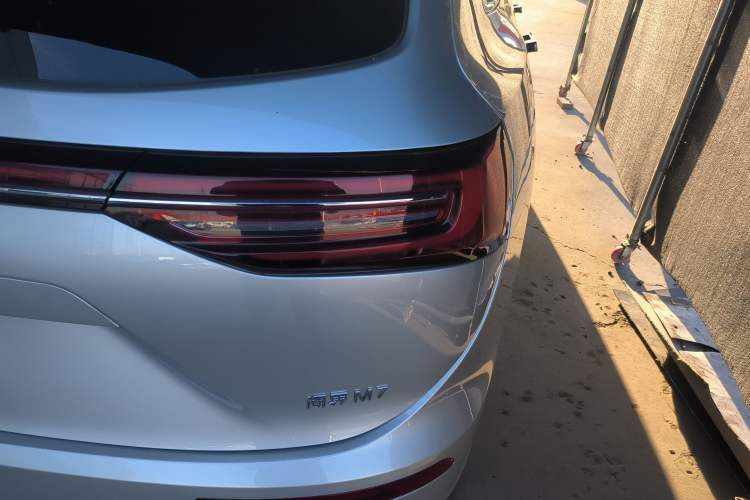 Used Hima AITO M7 2024 1.5T Rear-Drive Plus Version 5 Seats