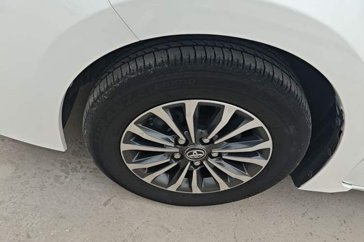 Used Toyota Corolla 2017 Revised Version 1.2T S-CVT GL
