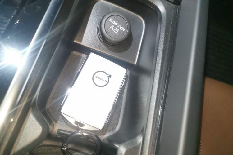 Used Volvo S60 2024 B4 Zhiyuan Luxury Edition