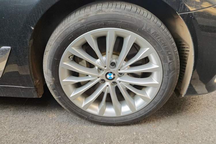 Used BMW 5 Series 2020 530Li Leading Model M Sport Package