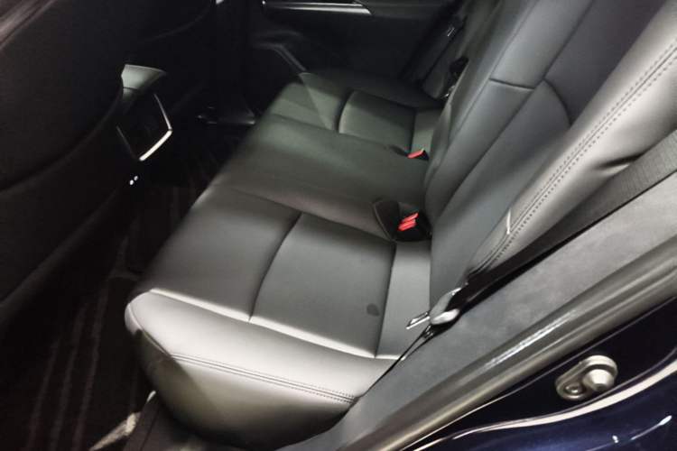 Used Toyota Harrier 2023 2.0L CVT Two-Wheel Drive Entry Version
