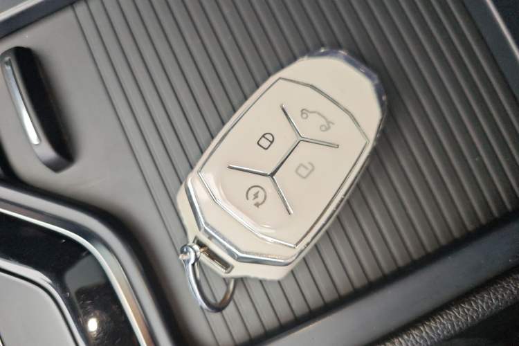 Used Lynk & Co 03 2021 2.0TD Automatic Trendy Champion Edition Vehicle Key