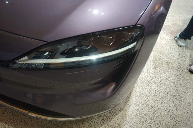 Used Hima Luxeed S7 2025 705 km Pro