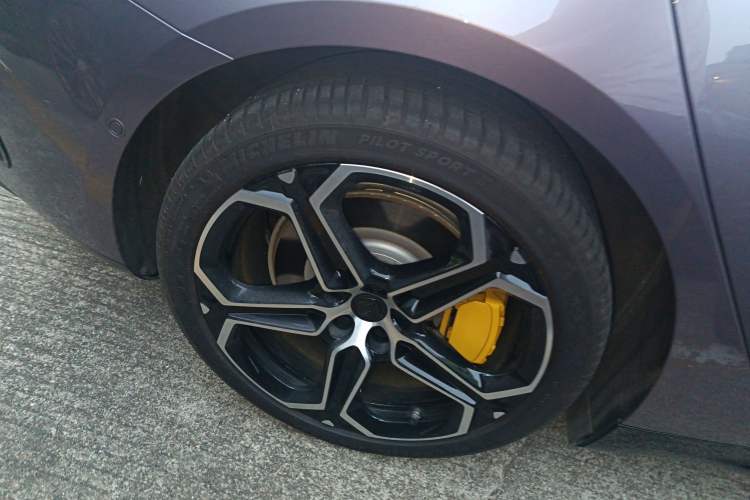 Used Xiaomi Auto SU7 2024 Rear-Drive Ultra-Long Range Advanced Pro-Level Intelligent Driving Version
