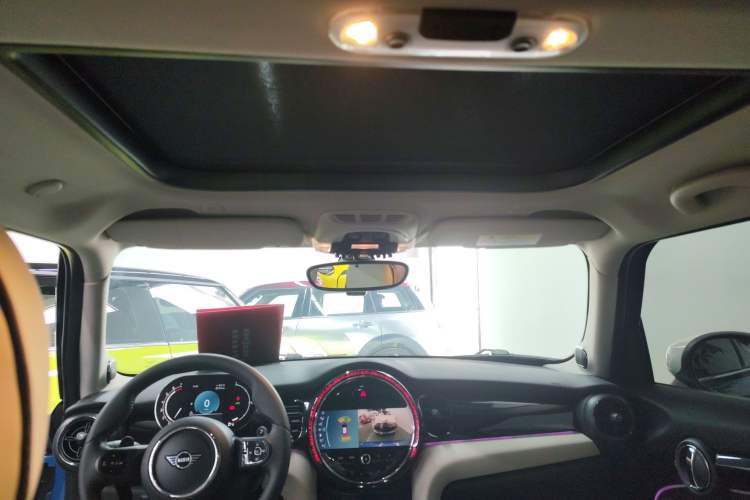 Used MINI 2022 2.0T COOPER S Classic Edition Five-Door Version Headliner