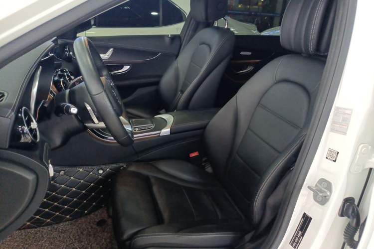 Used Mercedes-Benz C-Class 2021 C 200 L Fashion Edition Sport Version Left Front Seat