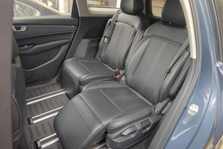 Used Wuling Victory 2020 1.5T CVT Flagship Edition Left Rear Seat