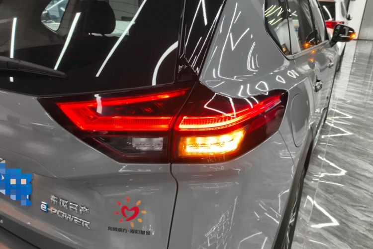 Used Nissan X-Trail 2023 e-POWER Ultra-Hybrid Dual-Motor All-Wheel-Drive Luxury Edition
