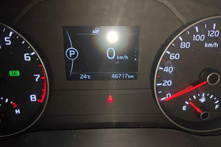 Used Kia KX5 2016 1.6T Automatic Two-Wheel Drive Premium Odometer Close Up