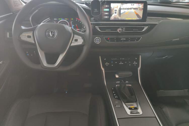 Used CHANGAN CS75 2022 Blue Whale Edition 1.5T DCT Prestige Model
