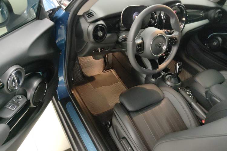 Used MINI MINI 2022 2.0T COOPER S Artist