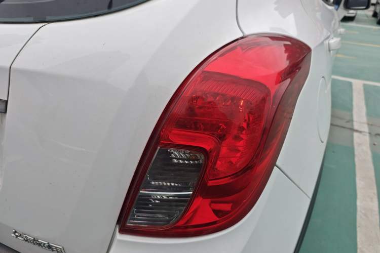 Used Buick Encore 2014 1.4T Automatic Two-Wheel Drive Urban Elite Model Right Rear Taillight
