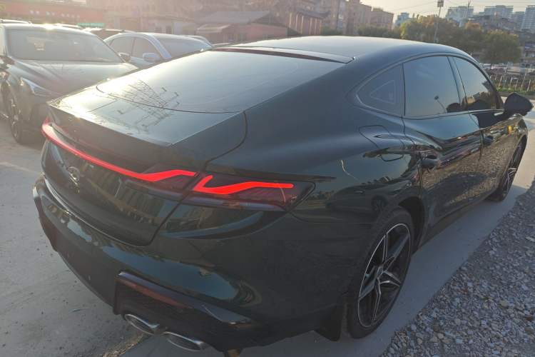 Used MG 7 2023 2.0T Automatic Trophy+ Ignition Glory Edition