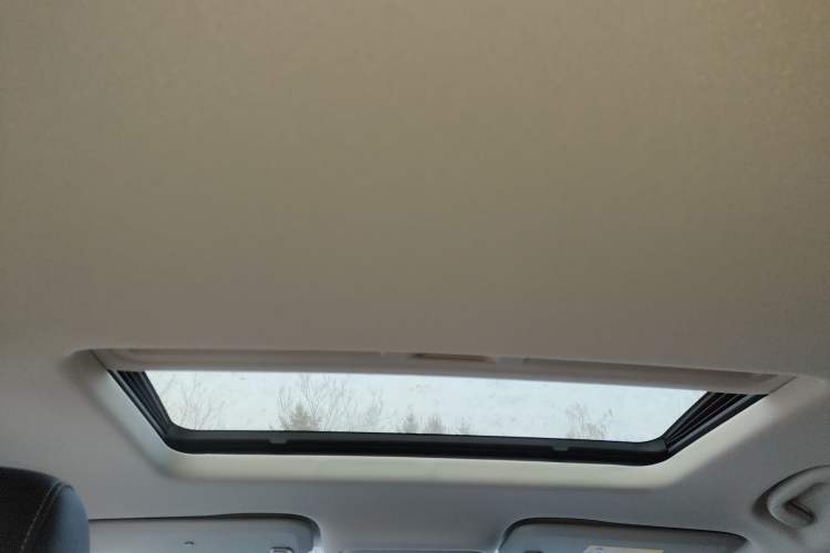 Used Buick Regal 2024 Revised 25T Ultra-Comfort Edition Headliner