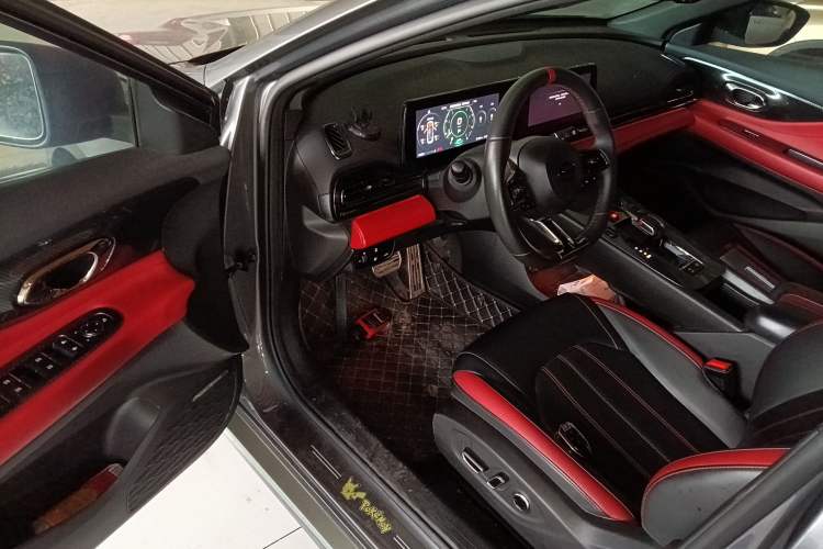 Used GAC Trumpchi EMPOW 2021 270T DCT J16 Version Driver Seat