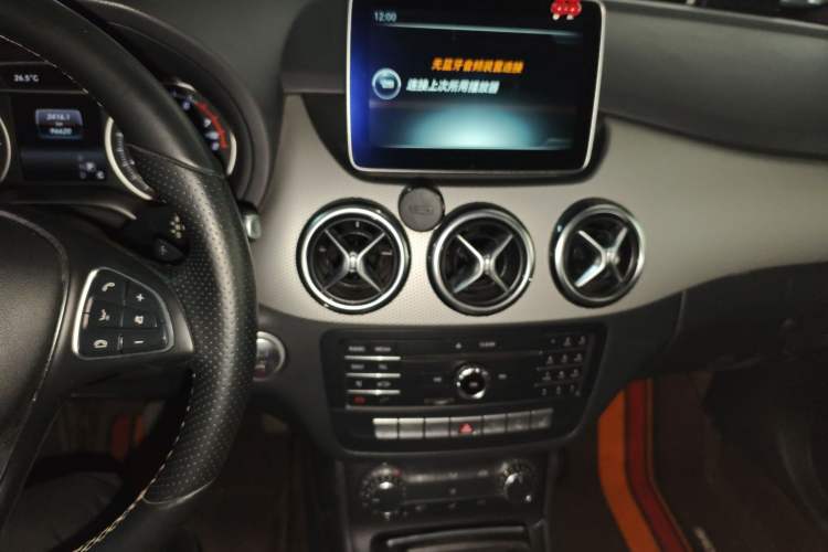 Used Mercedes-Benz B-Class 2015 B 200 Sport Edition Audio And AC Panel
