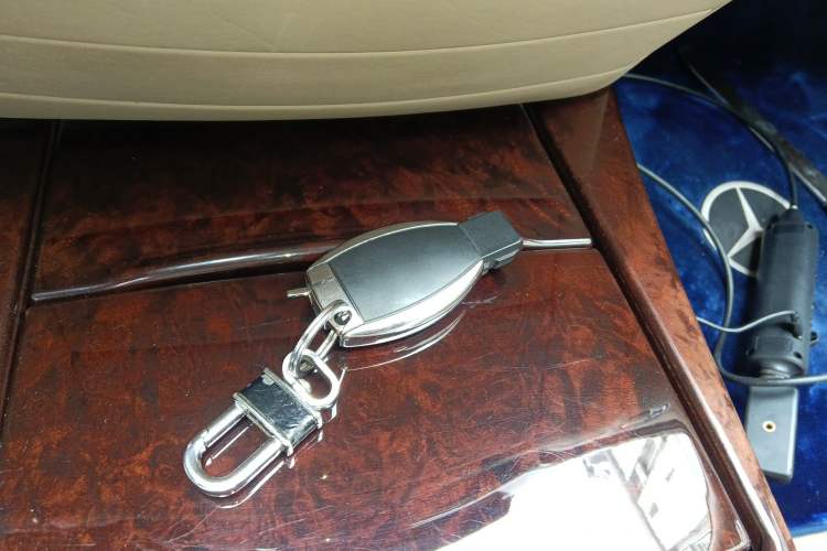 Used Mercedes-Benz S-Class 2010 S 600 L Vehicle Key