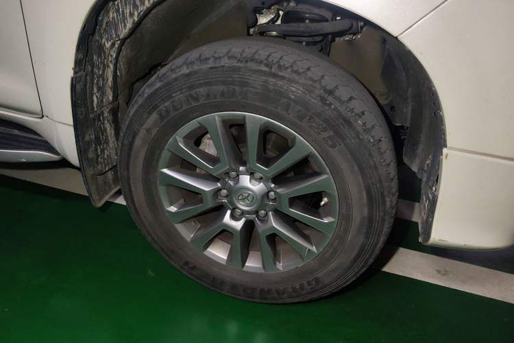 Used Toyota Prado 2019 3.5L Automatic TX-L Deluxe Edition with Rear-Mounted Spare Tire