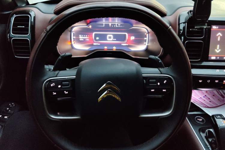 Used Citroen C5 AIRCROSS 2022 400THP Co-Creation Edition Steering Wheel